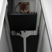 Schmaler Sicherheits-Serverschrank SR1200 von LIEBERNETZ - Breite 300 mm x Tiefe 800 mm - inkl. 2 Lüfter - für SoHo, Praxis, Kanzlei - reinweiss