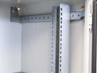 19"-Netzwerkschrank RESISTER Pro Aktiv - Schutzgrad IP54/55 - Sichttür - 12 HE - BxT 600x600 mm - Aktiv-Lüfter - Filter - lichtgrau